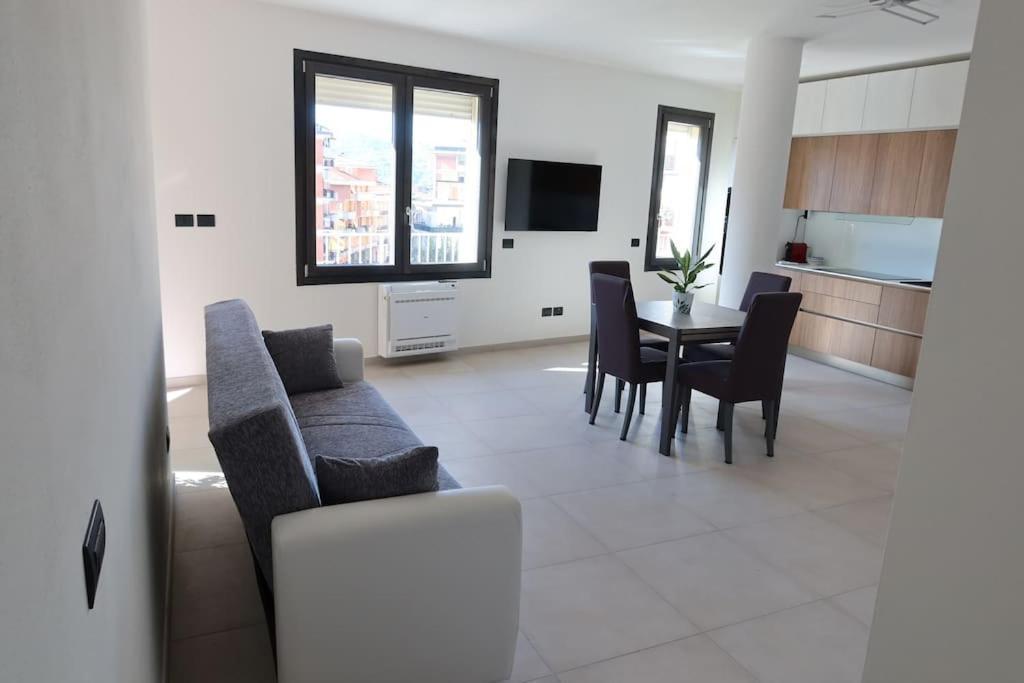 La Casa Di Loris Apartment ซาร์ซานา ภายนอก รูปภาพ