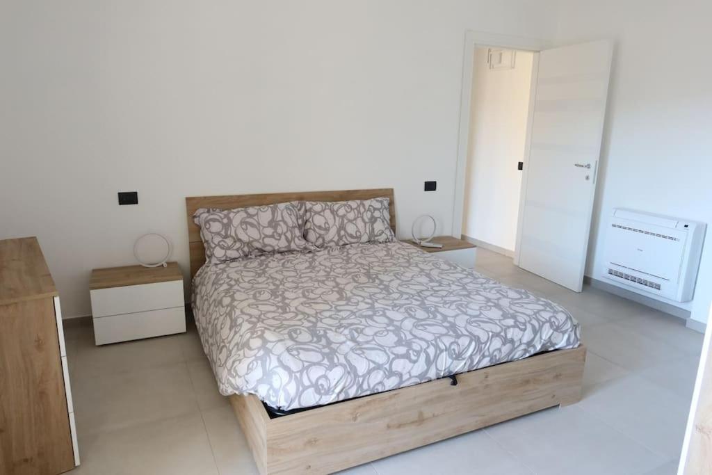 La Casa Di Loris Apartment ซาร์ซานา ภายนอก รูปภาพ