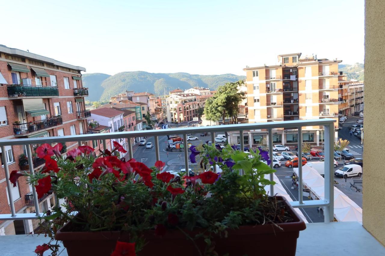 La Casa Di Loris Apartment ซาร์ซานา ภายนอก รูปภาพ